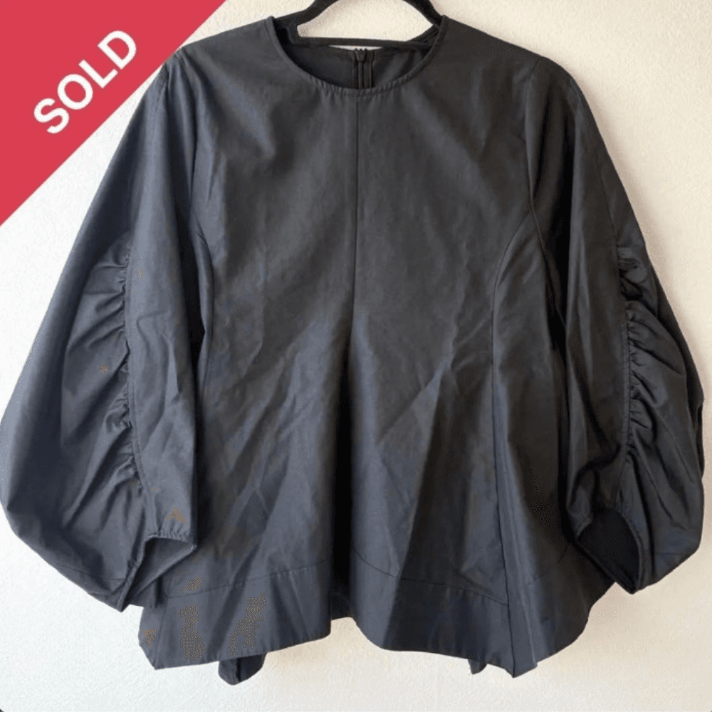 レディース トップスの出品画像
